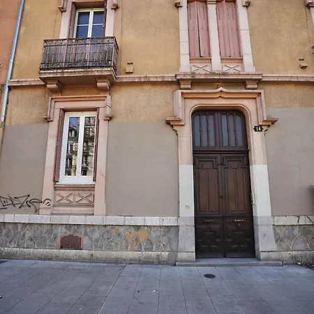 La Reyhome T2 Renove Proche Gare Et Centre-ville *