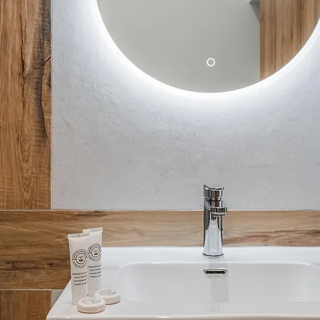 La Reyhome - Proche Gare Et Centre - Wifi Apartmán Grenoble